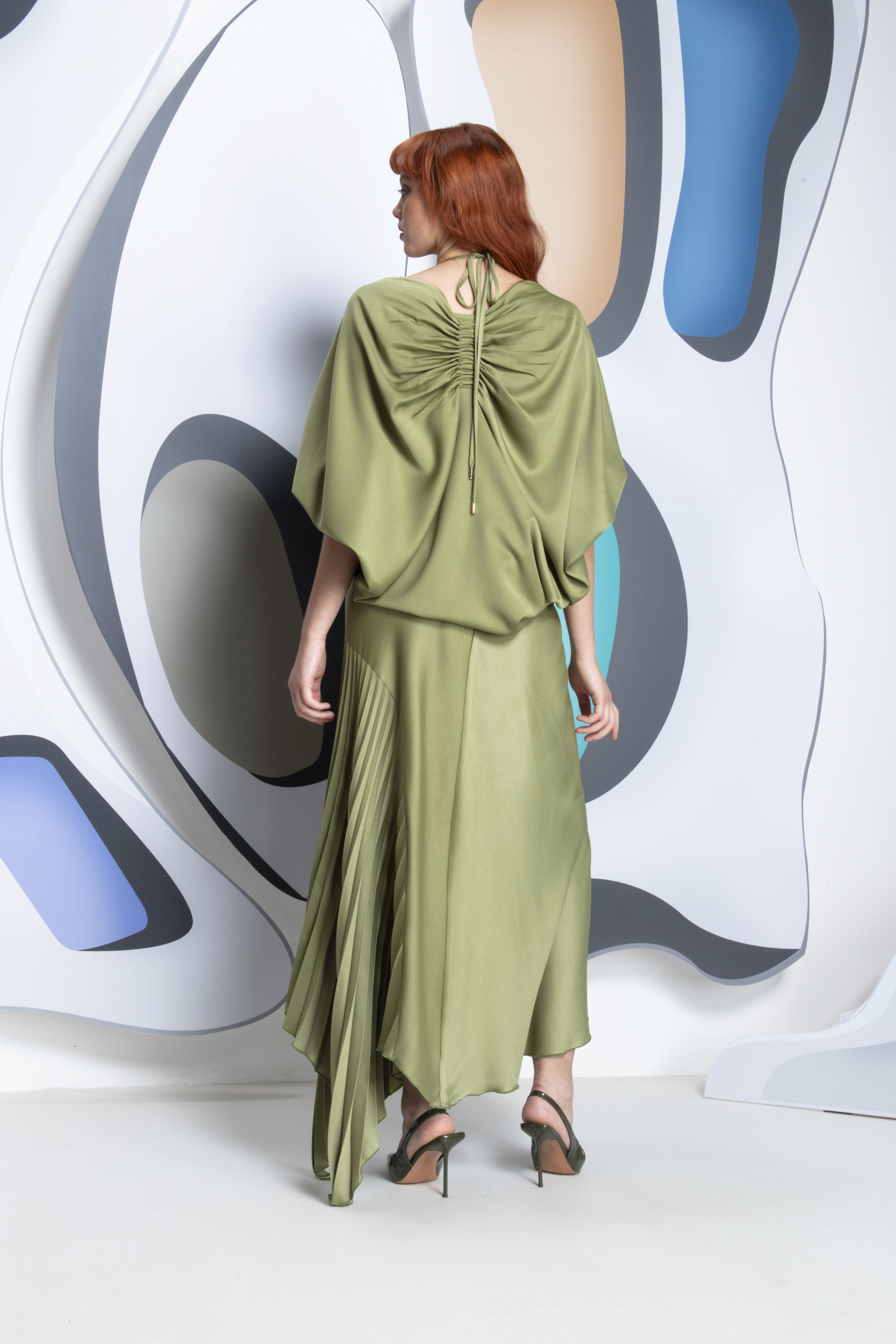 Max Midi & Butterfly Cape - Image 2